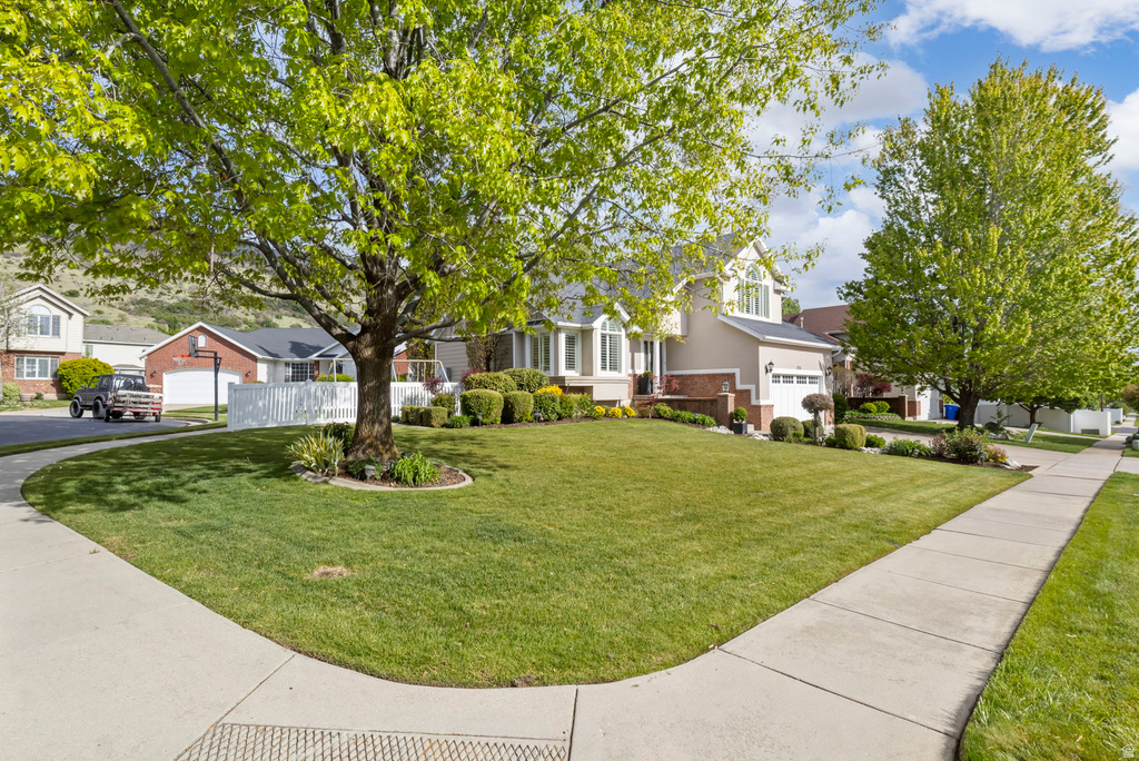 1215 S CAVE HOLLOW LN Farmington, UT 84025