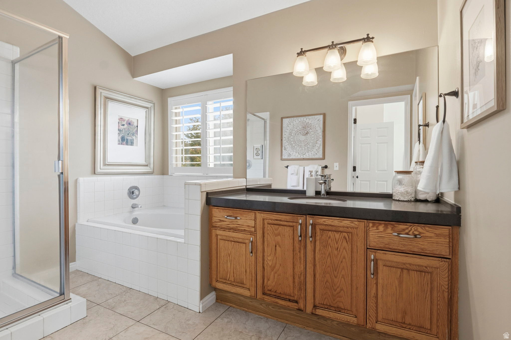 1215 S CAVE HOLLOW LN Farmington, UT 84025