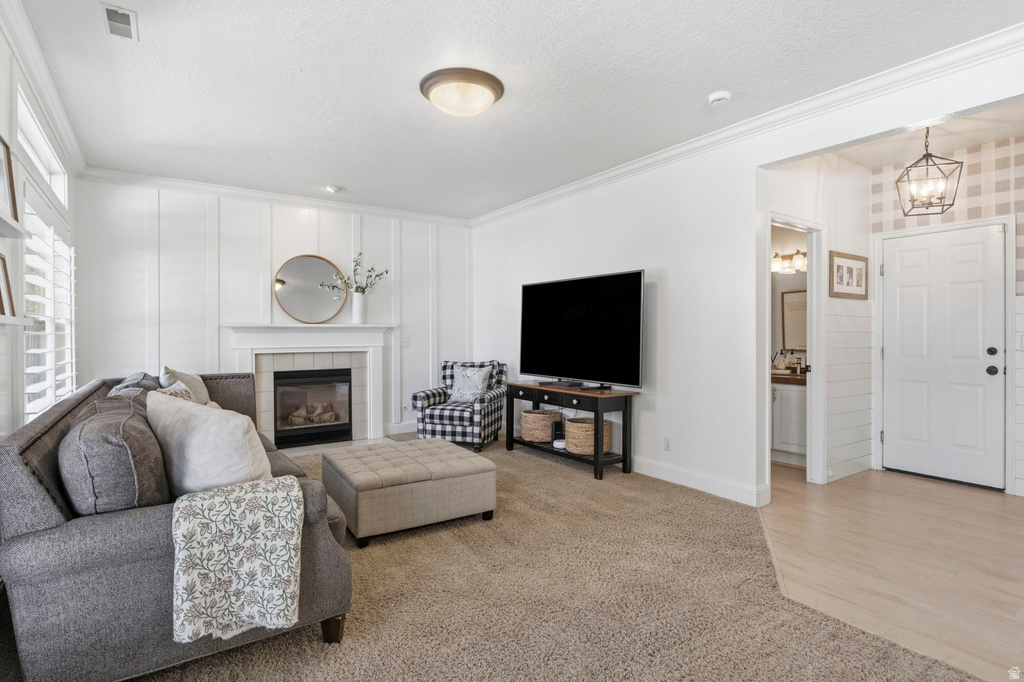 1215 S CAVE HOLLOW LN Farmington, UT 84025