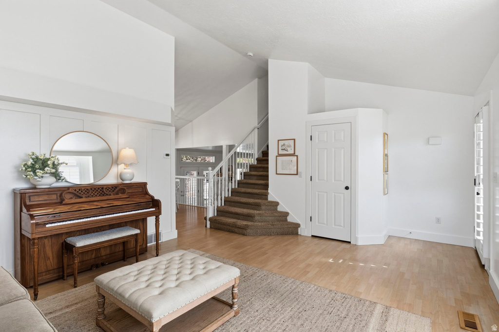 1215 S CAVE HOLLOW LN Farmington, UT 84025