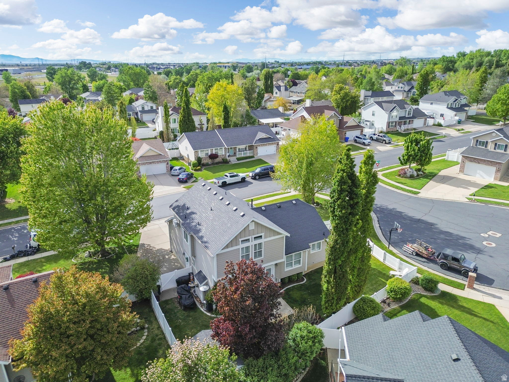 1215 S CAVE HOLLOW LN Farmington, UT 84025