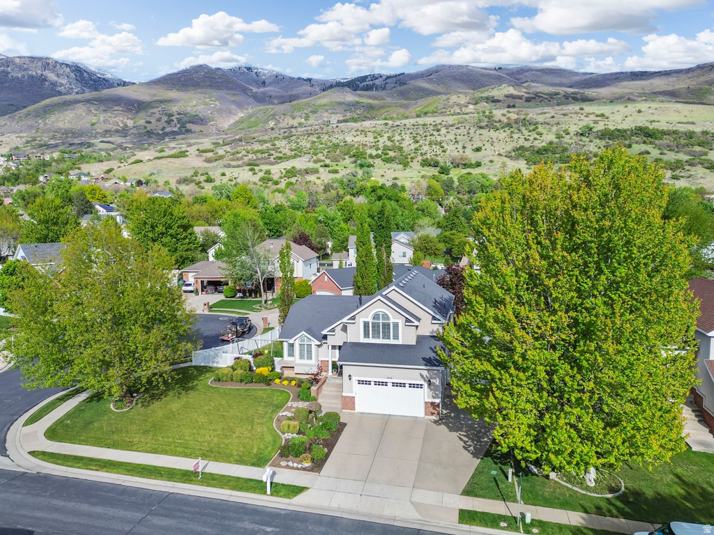 1215 S CAVE HOLLOW LN Farmington, UT 84025