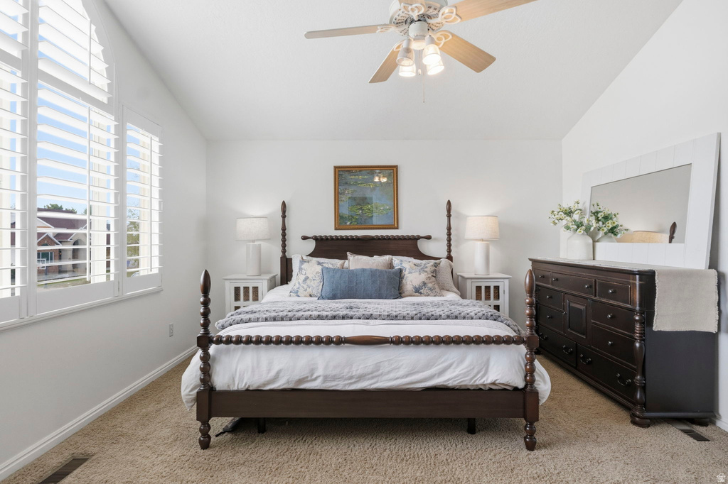 1215 S CAVE HOLLOW LN Farmington, UT 84025