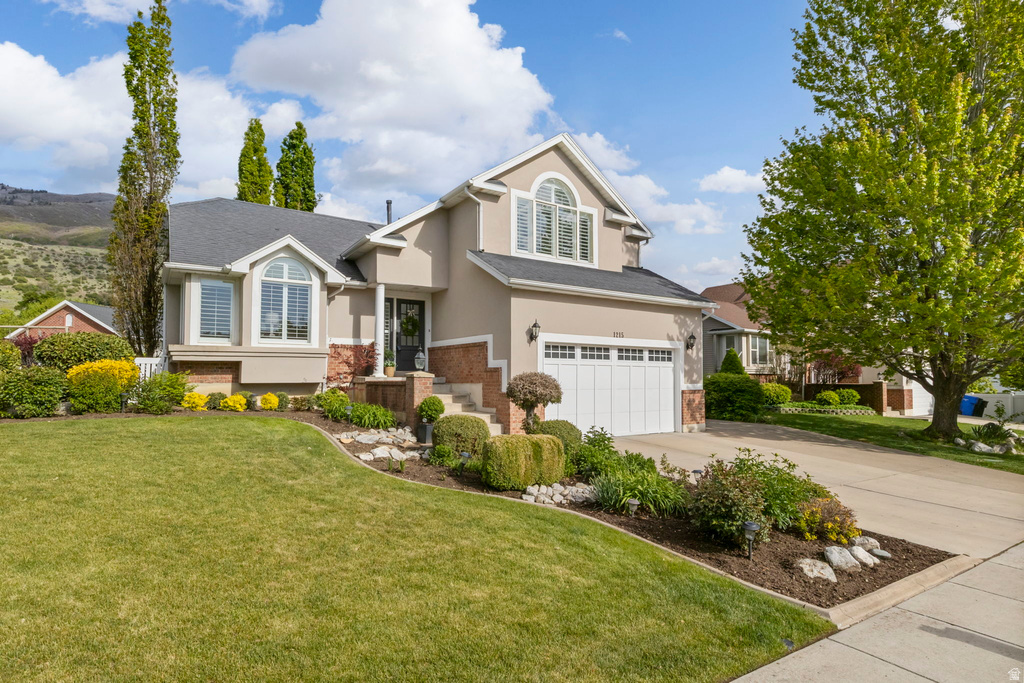 1215 S CAVE HOLLOW LN Farmington, UT 84025