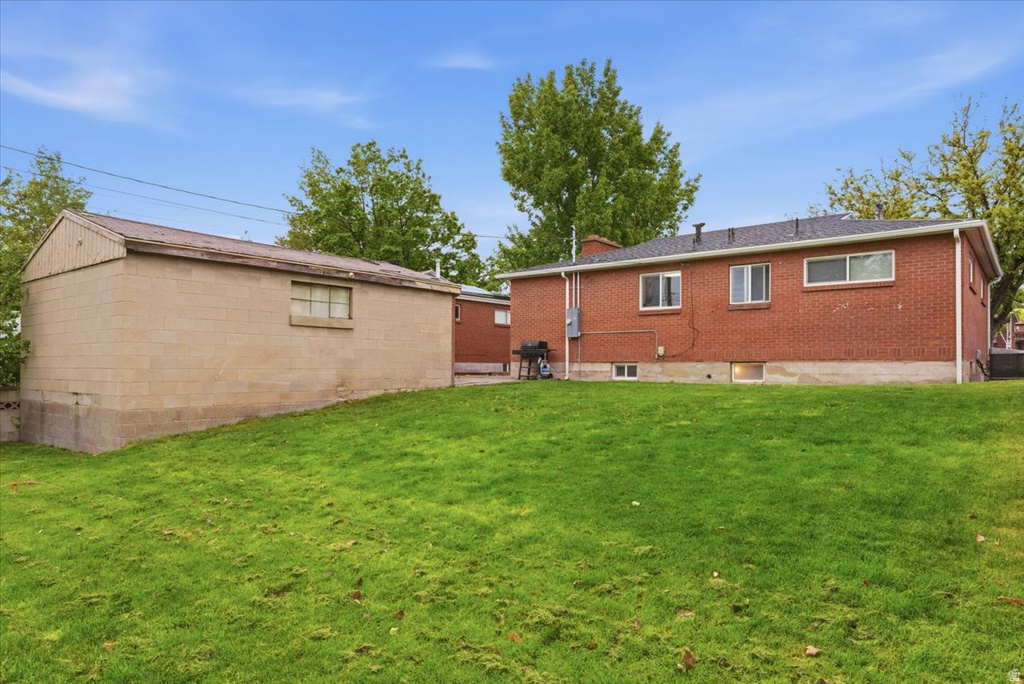 8372 W MYRON AVE Magna, UT 84044