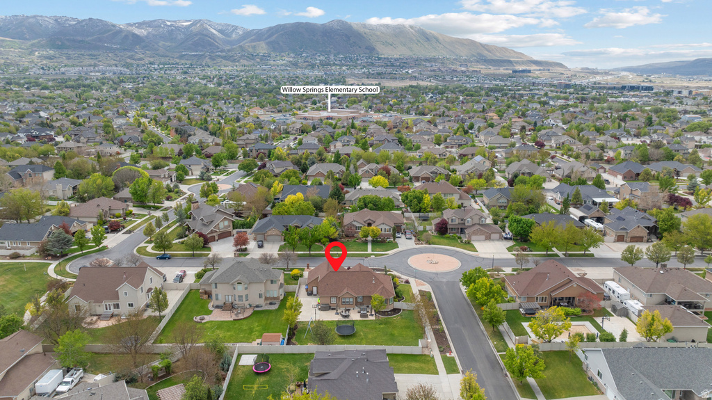 483 E CRYSTAL SPRING DR Draper, UT 84020