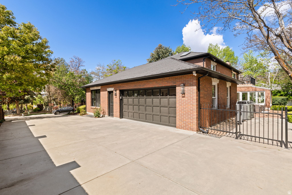 1609 E ARLINGTON DR Salt Lake City, UT 84103