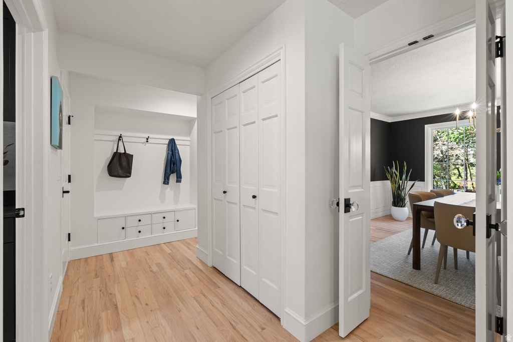 1609 E ARLINGTON DR Salt Lake City, UT 84103