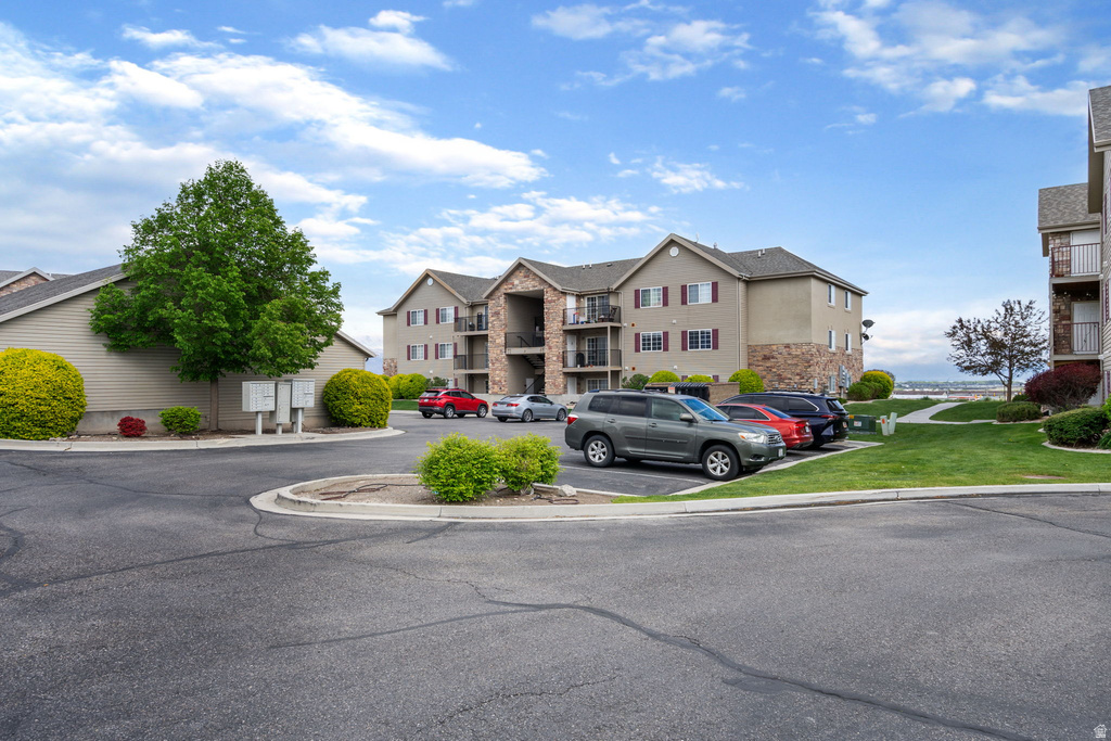 37 W RIDGE RD Saratoga Springs, UT 84045