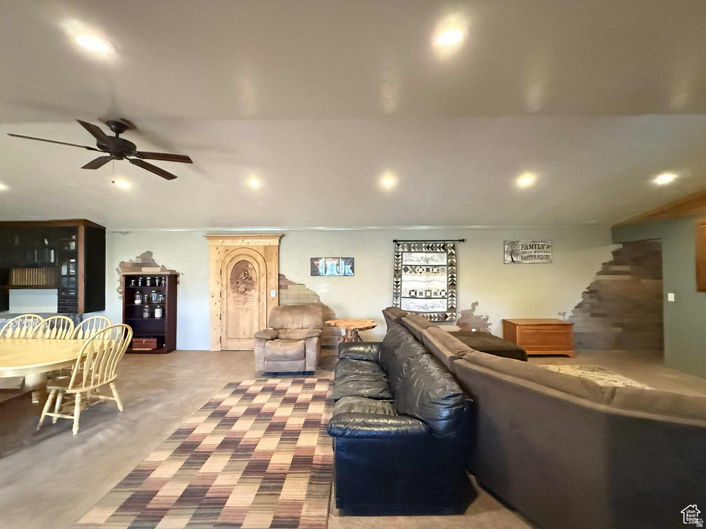 790 W 1000 S Huntington, UT 84528