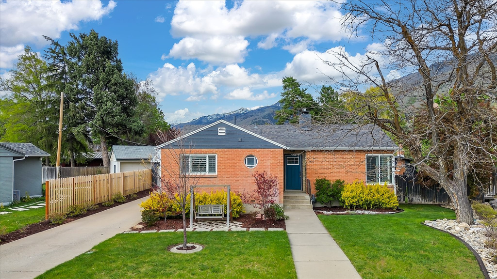 810 HILLCREST AVE Logan, UT 84321