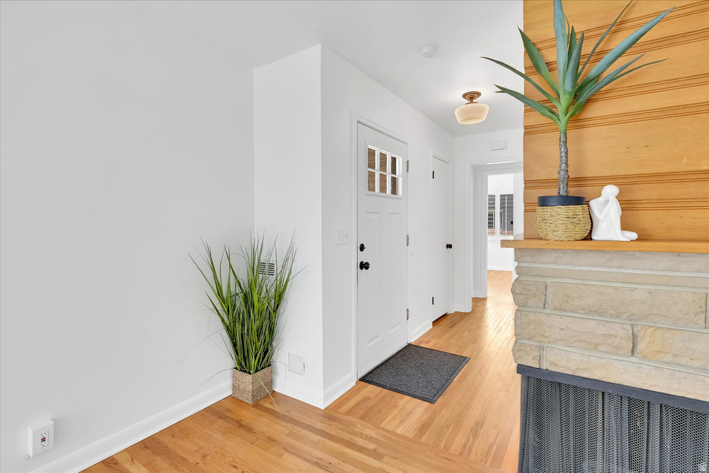 810 HILLCREST AVE Logan, UT 84321