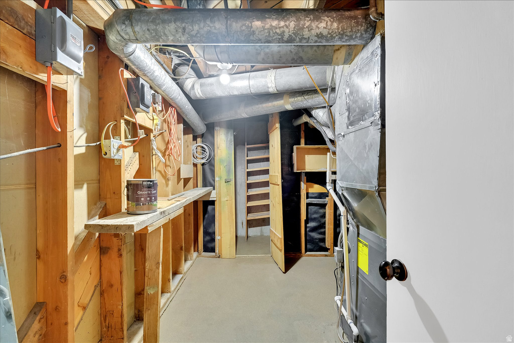 810 HILLCREST AVE Logan, UT 84321