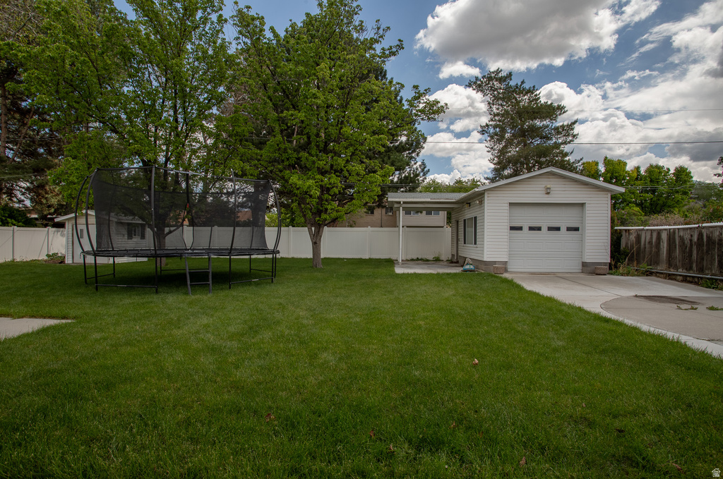 8341 S WOOD ST Midvale, UT 84047