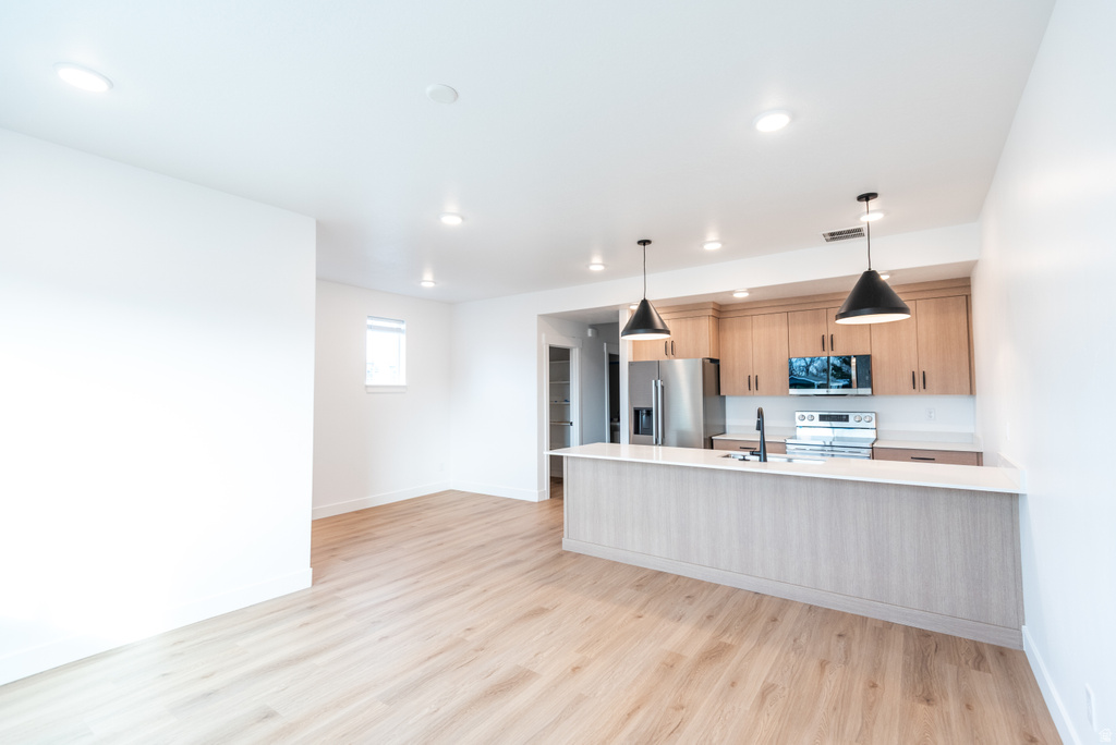 859 W ALTURA VISTA LN Logan, UT 84321