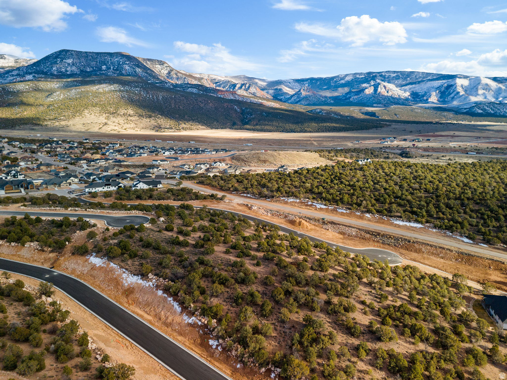 3253 W MOON CREST DR Cedar City, UT 84720