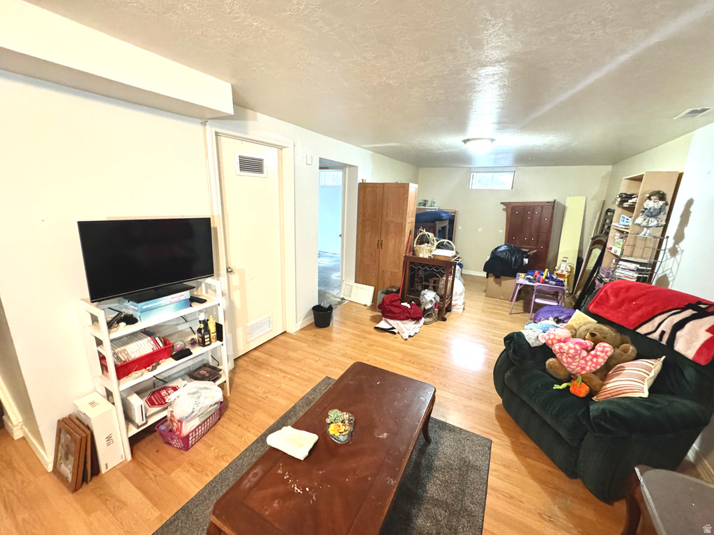 1150 E SEGO LILY DR Sandy, UT 84094