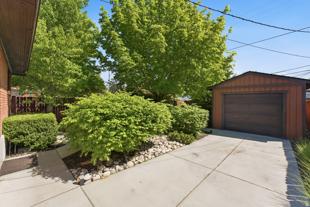 31 W HARTWELL AVE Salt Lake City, UT 84115