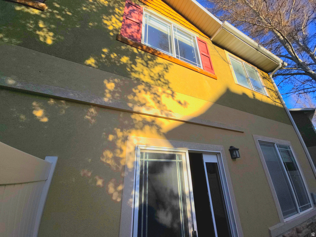 6678 S PINES POINT WAY West Jordan, UT 84084