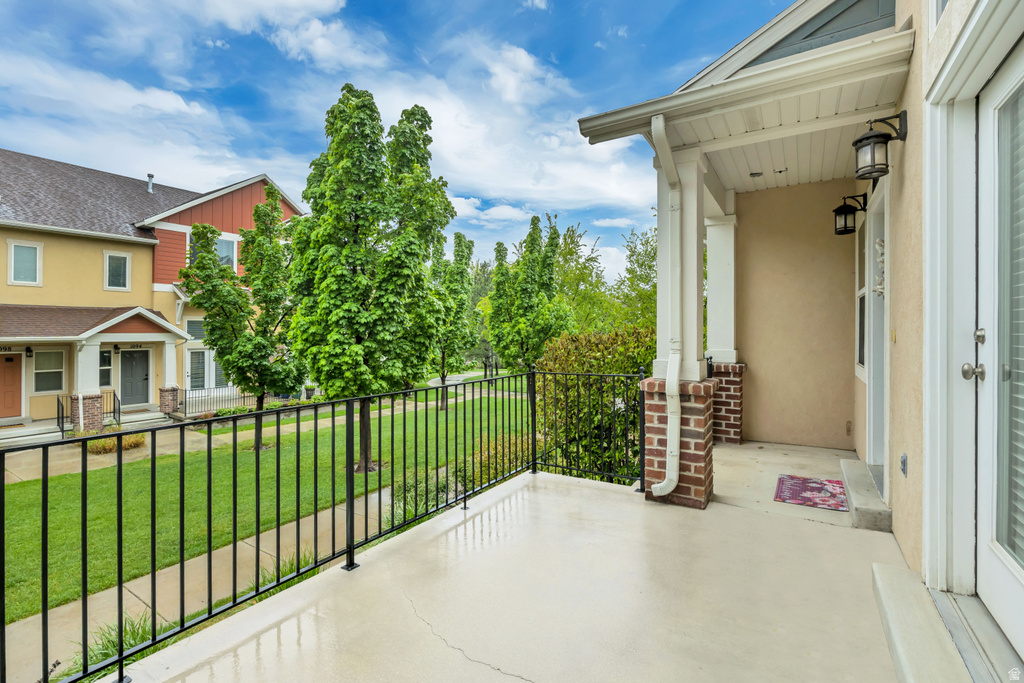 1099 E EAST GARDEN BEND PL Sandy, UT 84094