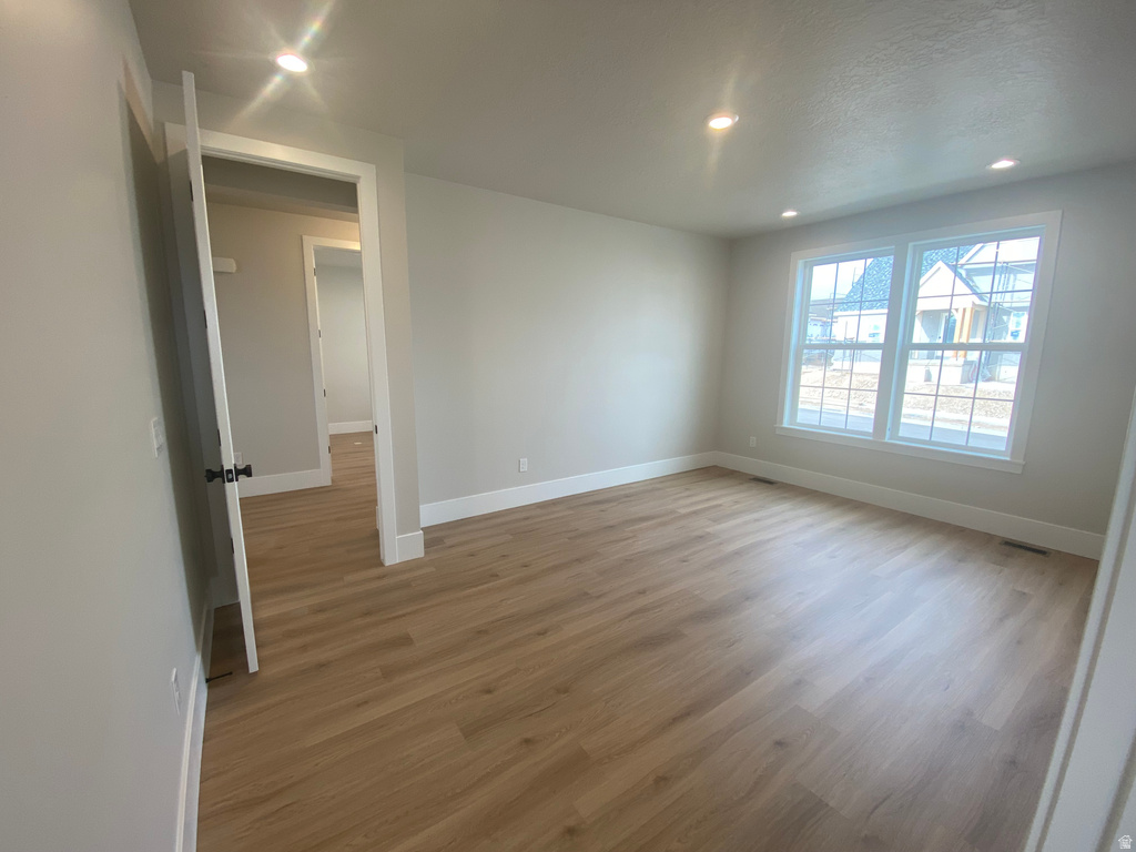 7148 W LAKE AVE South Jordan, UT 84009