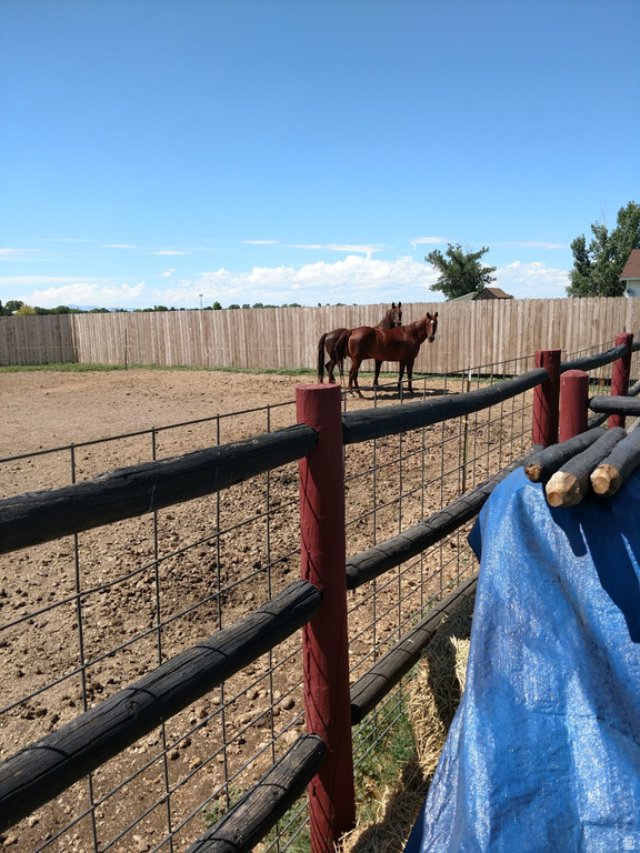 5264 W 5500 S Hooper, UT 84315