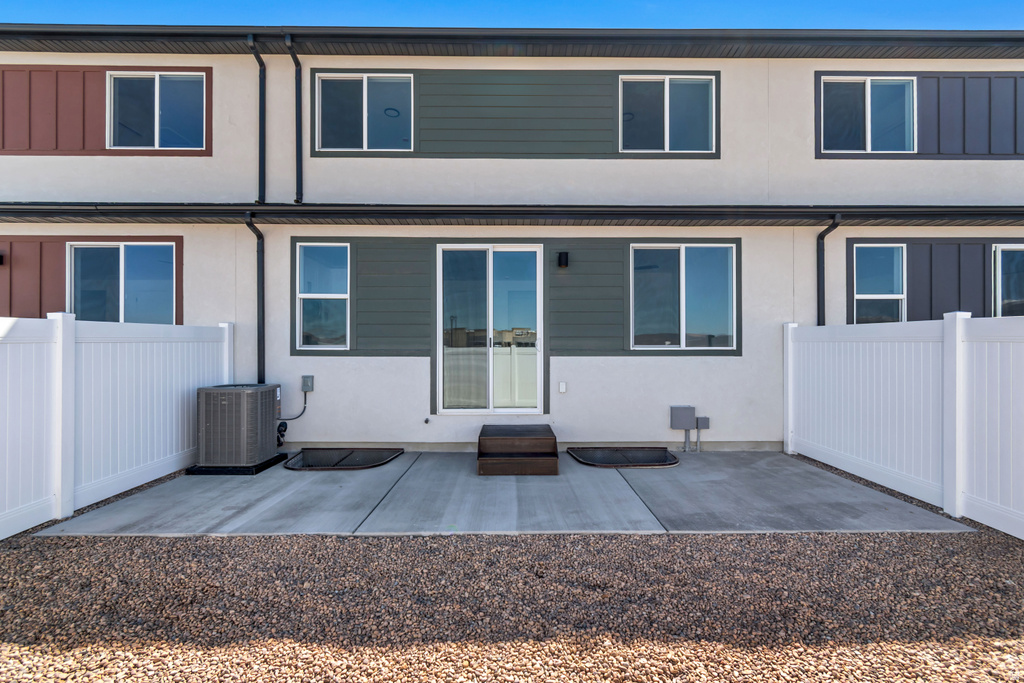 663 E RYEGRASS DR #303 Eagle Mountain, UT 84005