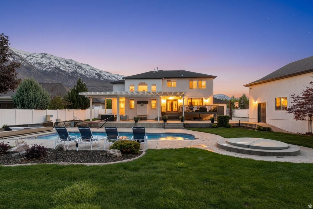 1913 N GLENDON CIR Pleasant Grove, UT 84062