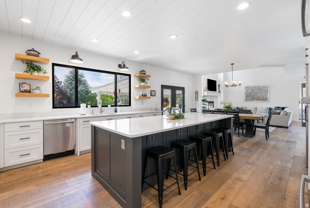 1913 N GLENDON CIR Pleasant Grove, UT 84062