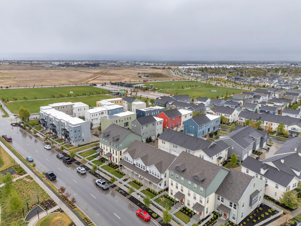 6221 W SOUTH JORDAN PKWY South Jordan, UT 84009