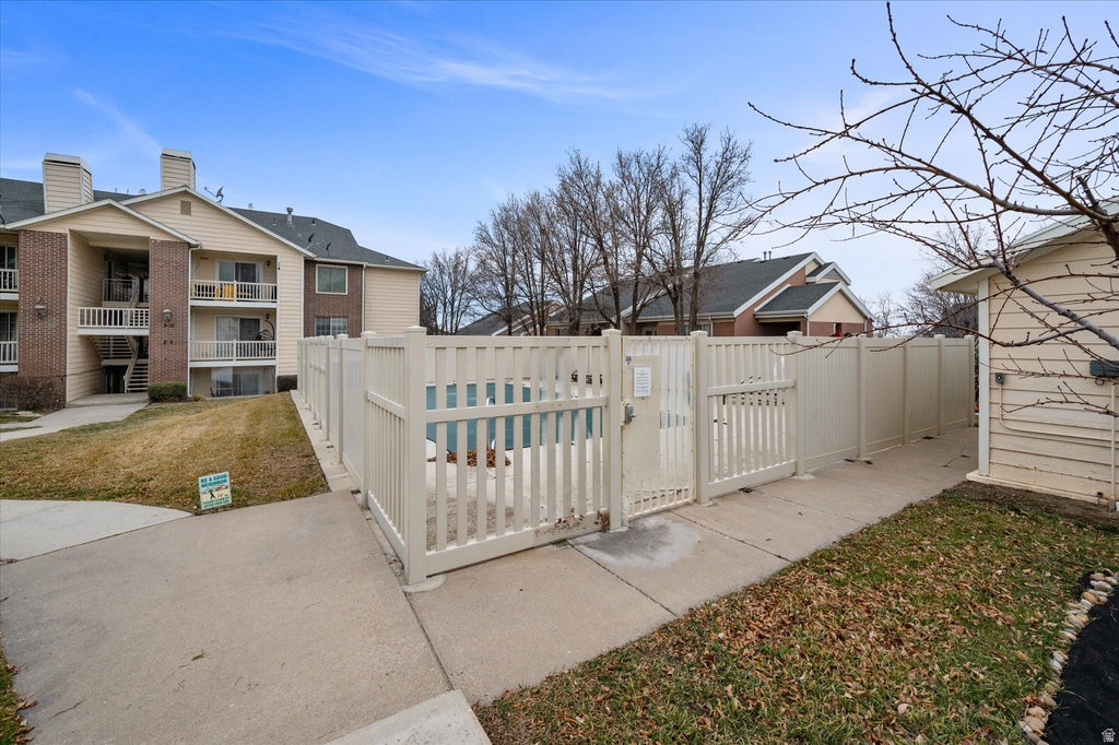 2095 S MAIN ST #13 Bountiful, UT 84010