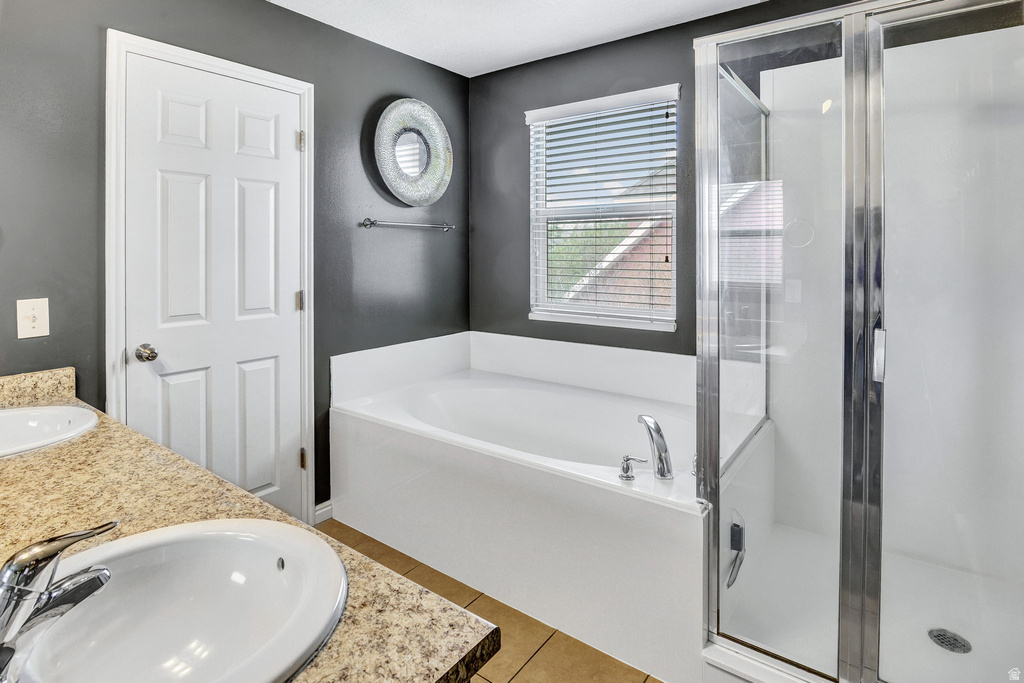 4212 W LAKE BRIDGE DR South Jordan, UT 84095