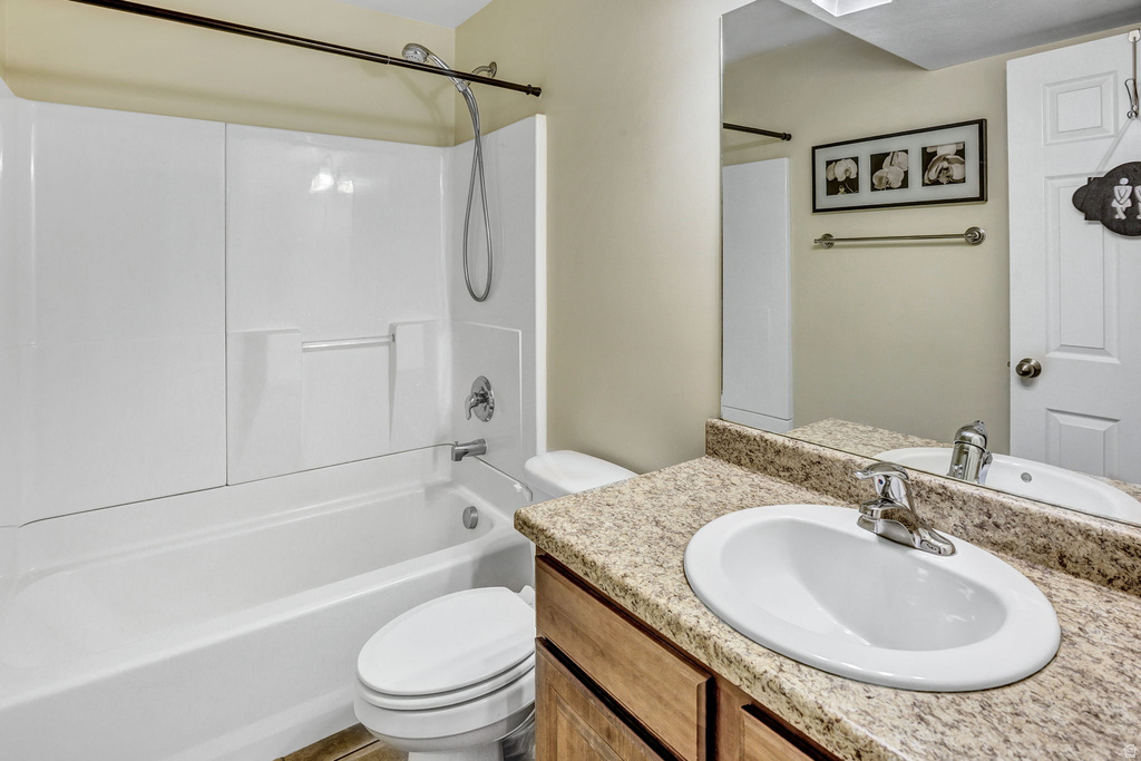 4212 W LAKE BRIDGE DR South Jordan, UT 84095