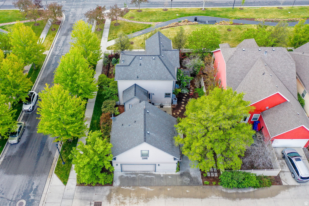 4212 W LAKE BRIDGE DR South Jordan, UT 84095