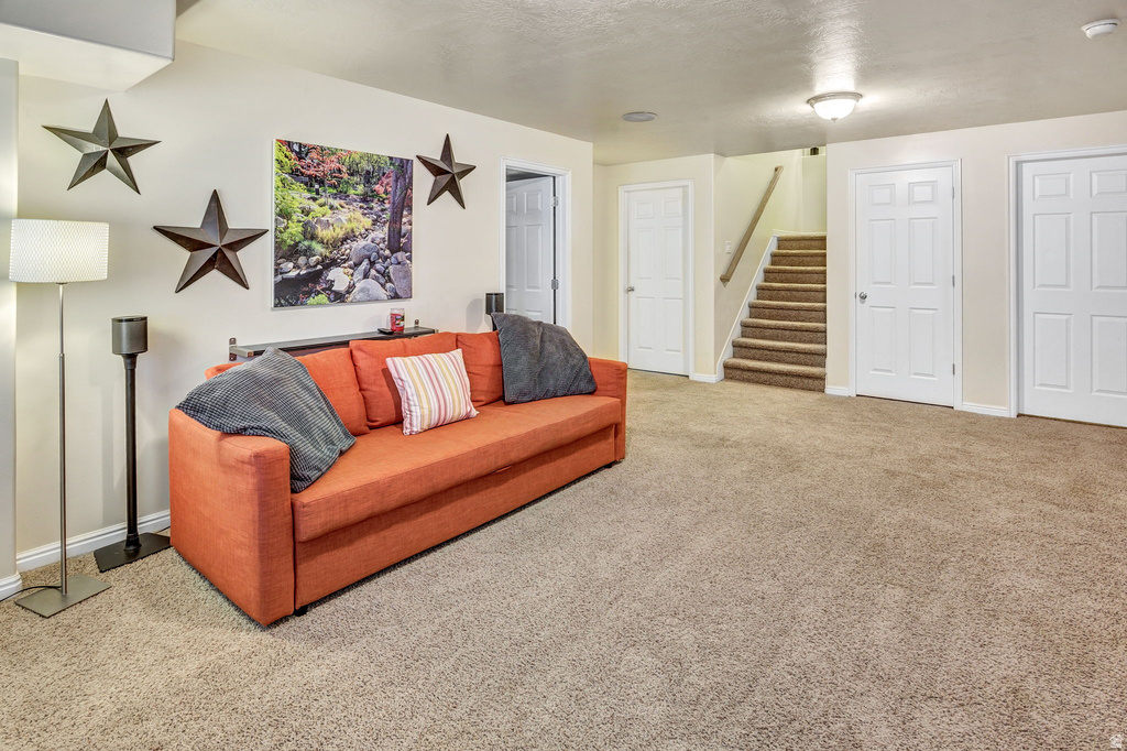 4212 W LAKE BRIDGE DR South Jordan, UT 84095