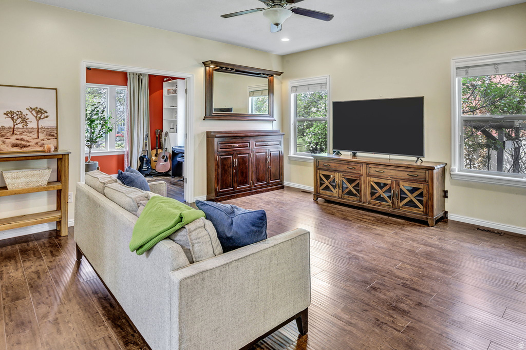 4212 W LAKE BRIDGE DR South Jordan, UT 84095