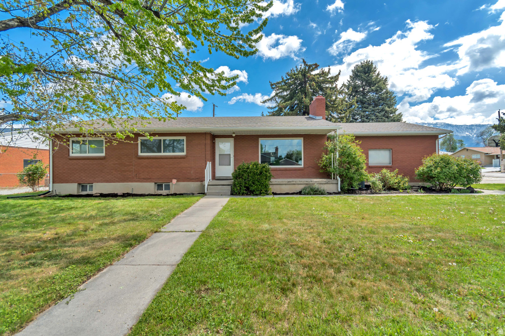 8947 S 500 E Sandy, UT 84070