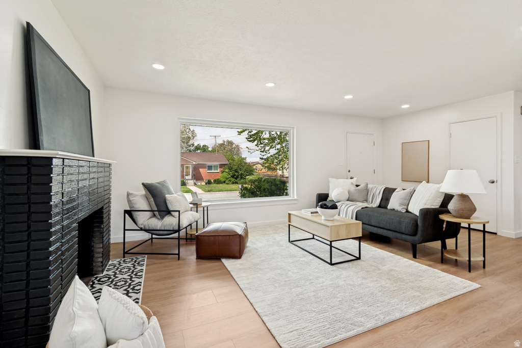 8947 S 500 E Sandy, UT 84070