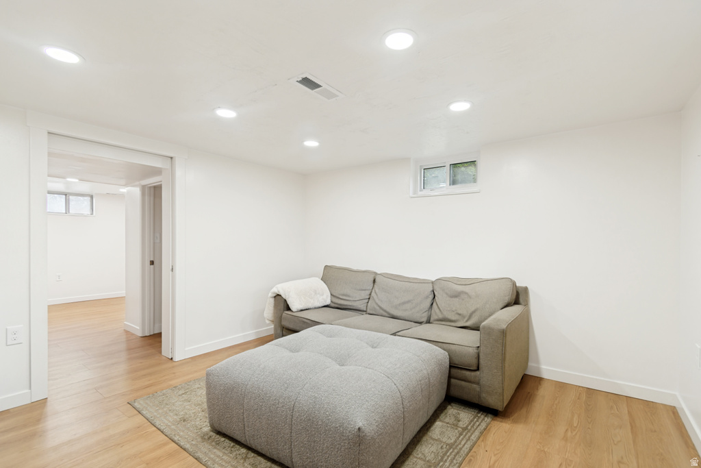 8947 S 500 E Sandy, UT 84070