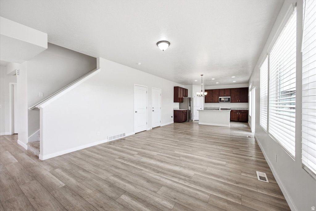 1756 E SEABISCUIT CT Eagle Mountain, UT 84005