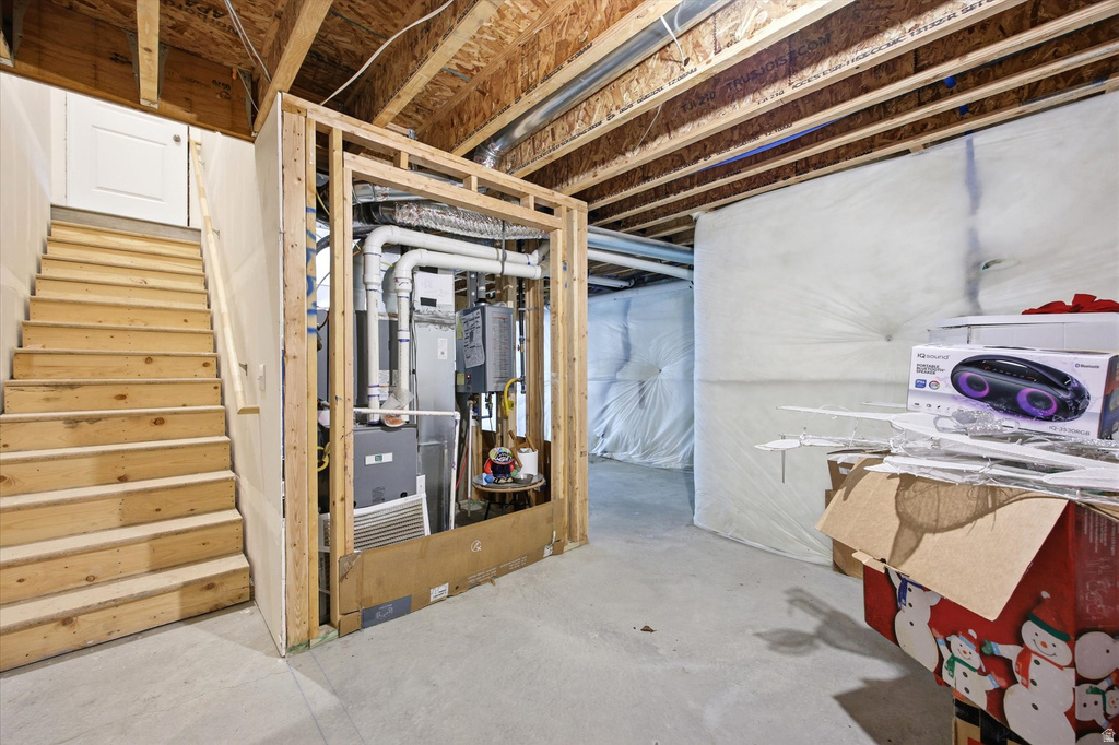 1756 E SEABISCUIT CT Eagle Mountain, UT 84005