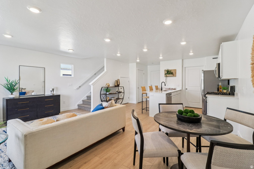 4369 N BUCKSTONE WAY #1390 Lehi, UT 84048