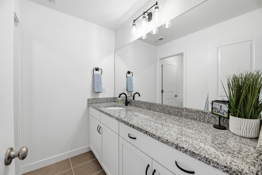2948 S 2600 W Syracuse, UT 84075