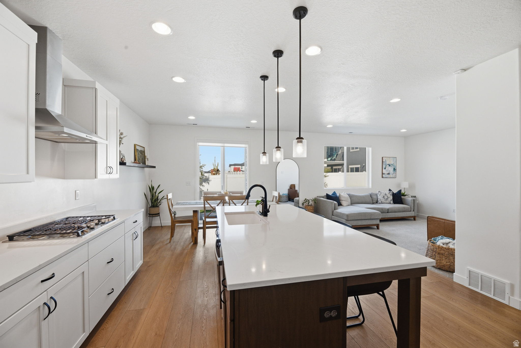 2948 S 2600 W Syracuse, UT 84075
