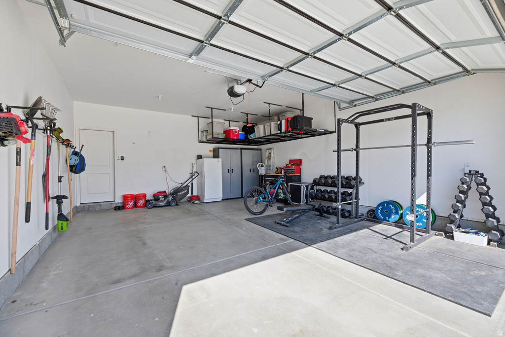 2948 S 2600 W Syracuse, UT 84075