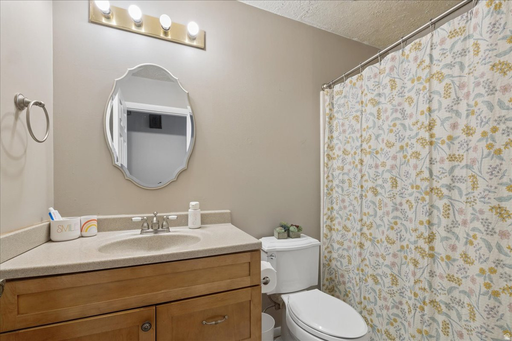 2419 N 2550 E Layton, UT 84040