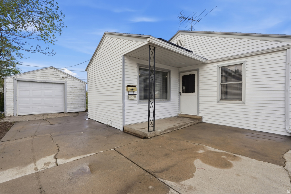 4300 W 5570 S Salt Lake City, UT 84118