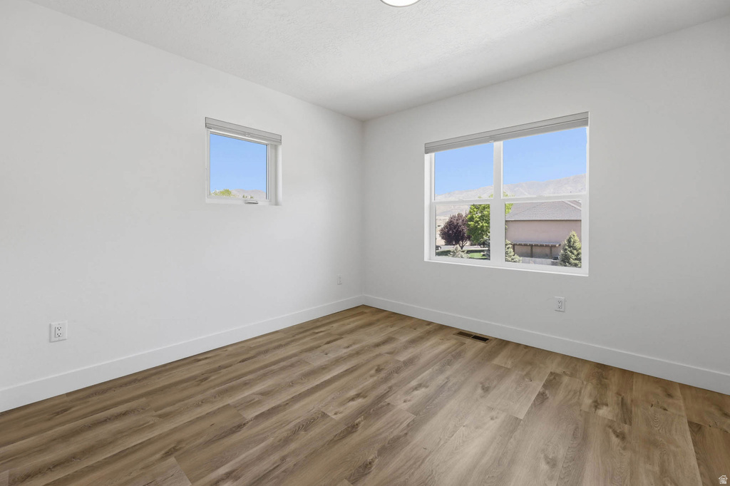 469 N 1360 E Tooele, UT 84074