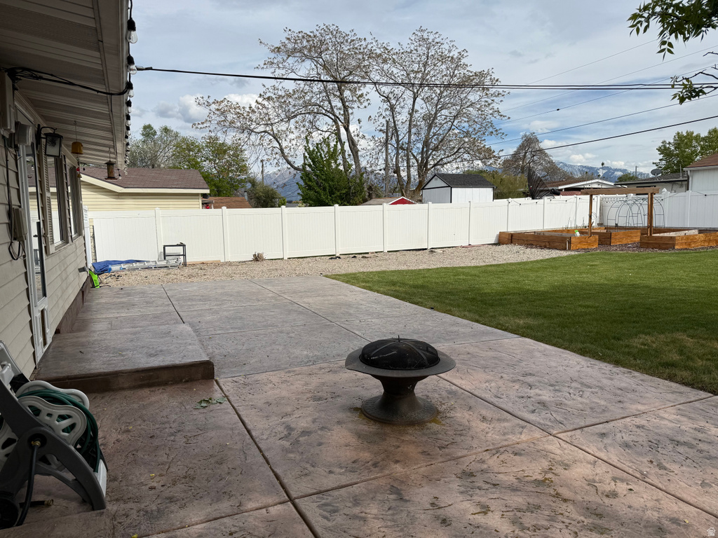 1833 W CHATEAU AVE Taylorsville, UT 84129