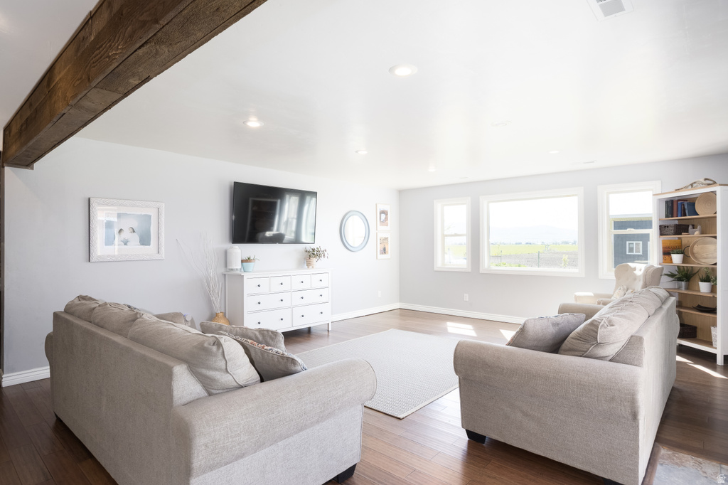 3011 N 2400 W Benson, UT 84335